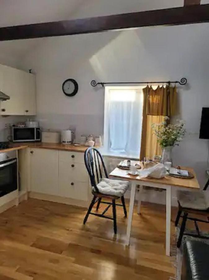 Birch Cottage With Private Wood Fire Hot Tub Harrietsham Eksteriør bilde